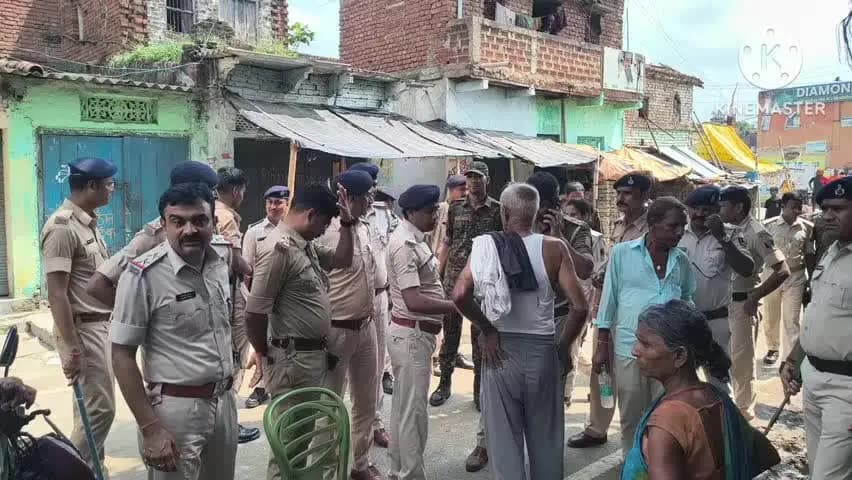 चंडी: बेलधन्ना में भैंस चोरी के शक में किशोर पकड़ा, पिता से मारपीट के बाद पुलिस से भिड़े ग्रामीण