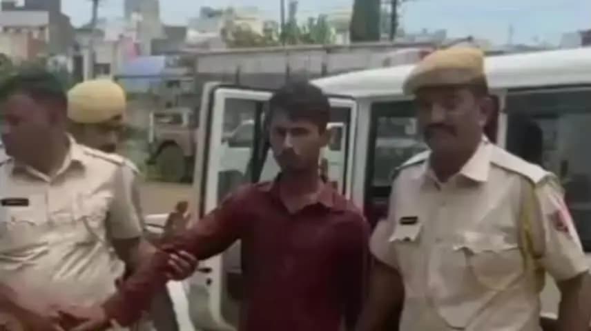 डग: डग पुलिस ने 45 लाख रुपए कीमत के ड्रग्स के साथ तस्कर को किया गिरफ्तार, 6 थैलियों में विभिन्न मादक पदार्थ रखे थे