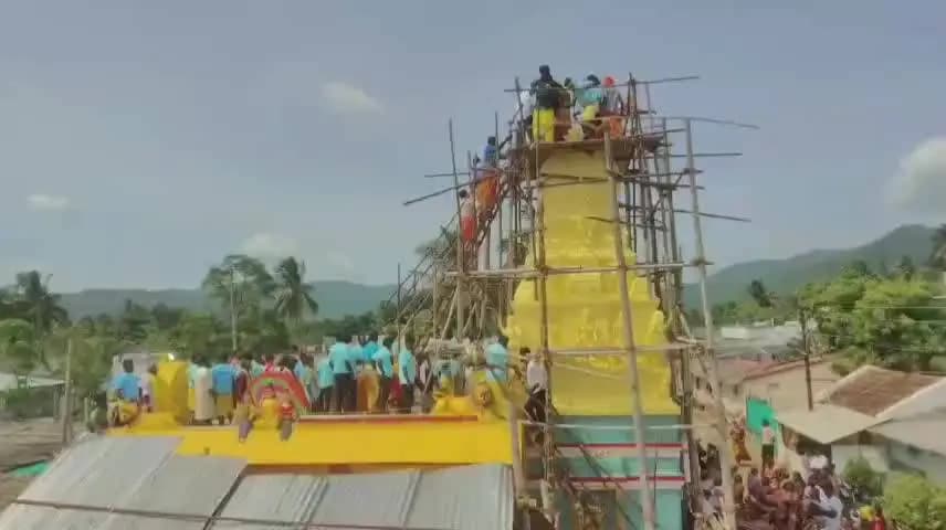 பாப்பிரெட்டிபட்டி: மோளையானூர் மாரியம்மன் கோவில் கும்பாபிஷேக விழா விமரிசையாக நடைபெற்றது
