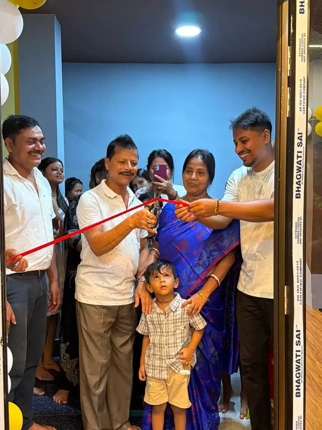 🔥 Bongaigaon, Get Ready to Transform Yourself! 💪
A new fitness destination has arrived in town! 🎉
The Mahaveer Gym – Unisex Gym is now officially open! 🏋️♂️🏋️♀️
Whether your goal is muscle & strength gain, fat loss, cardio, or personal training, get ready to take your fitness journey to the next level with modern gym equipment and expert guidance. 🔥
📍 Netaji Nagar, Babu Para, Ward No. 09, Bongaigaon
📞 7002433435 / 6001823462
✨ The Mahaveer Gym — We Change Your Personality!
#TheMahaveerGym #NewlyOpened #Bongaigaon #BongaigaonGym #UnisexGym FitnessJourney GymMotivation MuscleGain FatLoss PersonalTraining