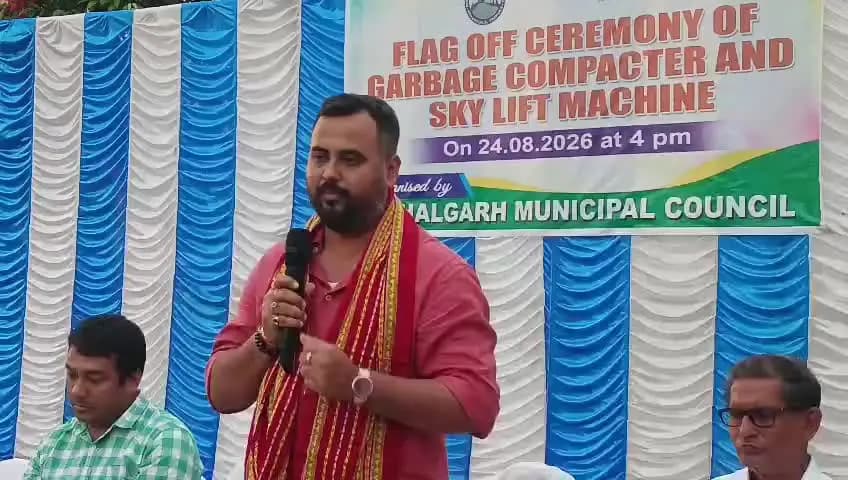 বিশালগড়: বিশালগড় গার্বেজ কম্পেকটার ও স্কাই লিফট মেশিনের উদ্বোধন
