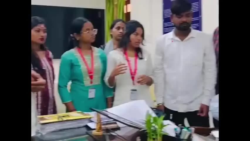 ବାରିପଦା ସଦର: ଏମଏସସିବି ବିଶ୍ୱବିଦ୍ୟାଳୟରେ ଛାତ୍ର ସଂସଦ ନିର୍ବାଚନ ଓ ବିଭିନ୍ନ ସମସ୍ୟା ନେଇ କୁଳପତିଙ୍କ ଜରିଆରେ ମୁଖ୍ୟମନ୍ତ୍ରୀଙ୍କୁ ଏବିଭିପିର ସ୍ମାରକପତ୍ର