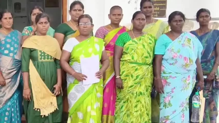 விளாத்திகுளம்: பூசனூர் கிராம மக்கள் குடி நீர் கேட்டு விளாத்திகுளம் யூனியன் அலுவலகம் முற்றுகை