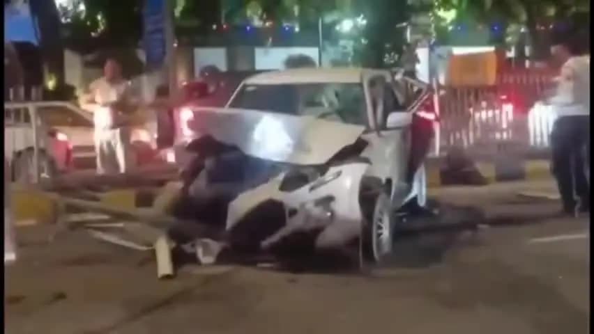 यमुना विहार: ITO के पास सड़क हादसा, दो विधायकों समेत 6 लोग घायल