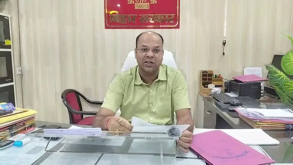पेपर लेस निबंधन के बारे में जानकारी लाईव।