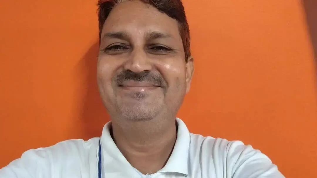 खुश रहें-मस्त रहें।
इससे तन और मन दोनों स्वस्थ रहते हैं। यह तनाव को कम करता है, रोग प्रतिरोधक क्षमता को मजबूत बनाता है।