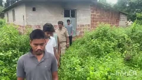 କଟକ ସଦର: ବାରଙ୍ଗ ଥାନା ଅନ୍ତର୍ଗତ ଗୋଡିସାହି ଫାଣ୍ଡି ନିକଟ ରାମଦାସପୁର ଗାଁ ନିକଟ ଏକ ବନ୍ଦ ଘରୁ ଯୁବକଙ୍କ ଗଳିତ ମୃତଦେହ ଉଦ୍ଧାର