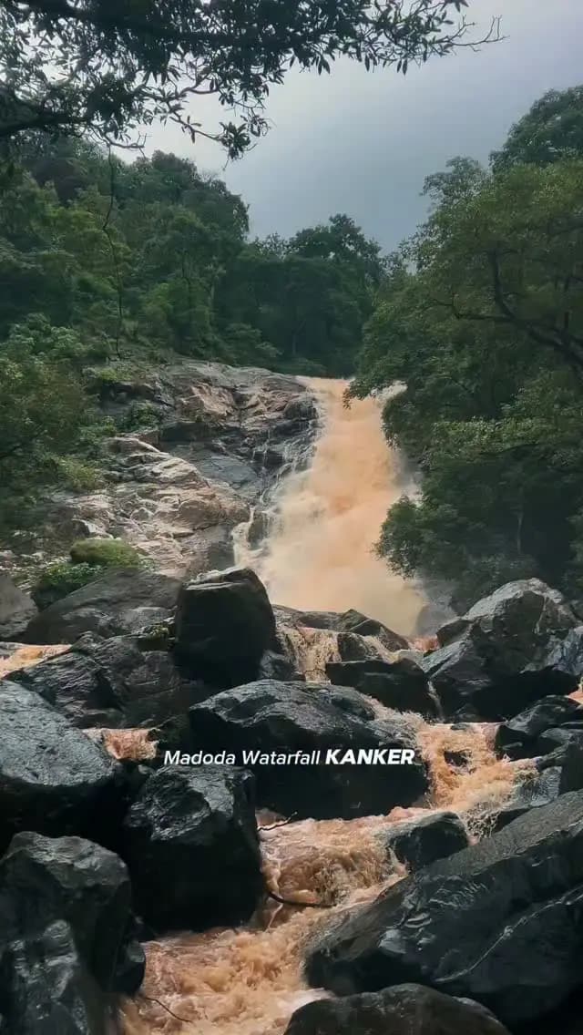 Madoda watarfall kanker🌱
.
.
.
#hiddengems #chhattisgarh #kanker
#trecking #waterfall