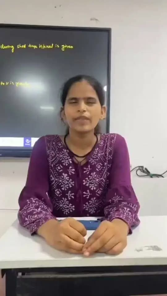 विद्यार्थियों की आवाज़, प्रशासन का साथ 🤝🎓
आज सारण जिले में जिला पदाधिकारी के निर्देशानुसार 30 स्थलों पर विद्यार्थी सहयोग शिविर आयोजित किए गए। इसी क्रम में छपरा इंजीनियरिंग कॉलेज में जिला पदाधिकारी, सारण श्री वैभव श्रीवास्तव ने विद्यार्थी सहयोग शिविर का उद्घाटन किया।
इस अवसर पर छात्राओं ने बड़े उत्साह और आत्मविश्वास के साथ जिला पदाधिकारी से संवाद किया तथा अपनी समस्याओं, सुझावों और अनुभवों को साझा किया। जिला पदाधिकारी ने छात्राओं की बातें गंभीरता से सुनीं और उनकी समस्याओं के समाधान के लिए हरसंभव सहयोग का भरोसा दिलाया।
🎓 विद्यार्थियों की समस्याओं का त्वरित समाधान — जिला प्रशासन की प्राथमिकता।
🤝 संवाद से समाधान की ओर बढ़ता सारण।