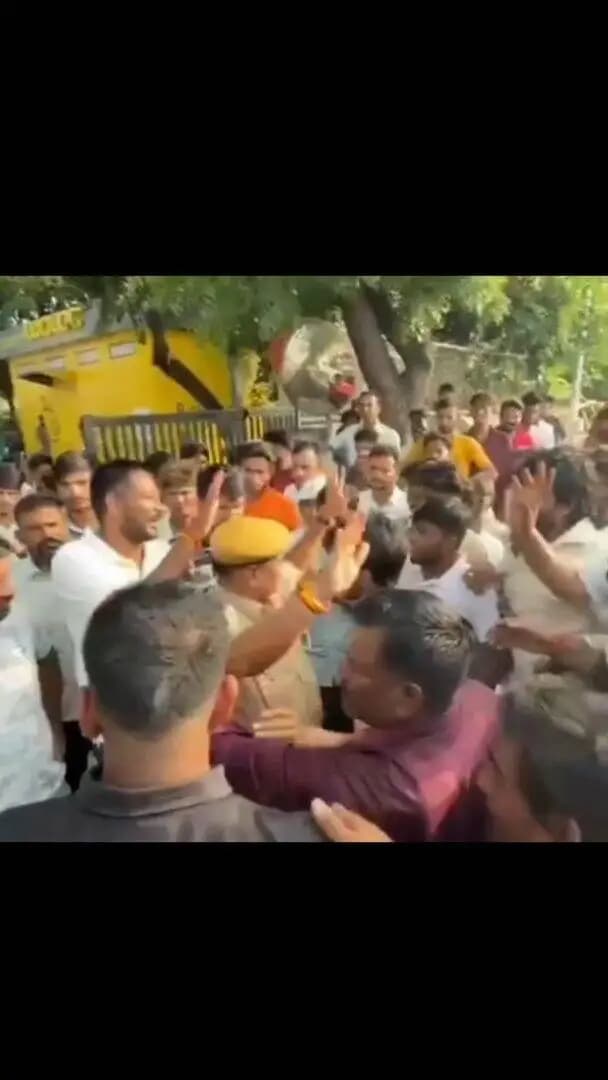 करावल नगर: चित्तौड़गढ़ जिले के बस्सी टोल पर कांवड़ियों से टोल कर्मियों ने की अभद्रता