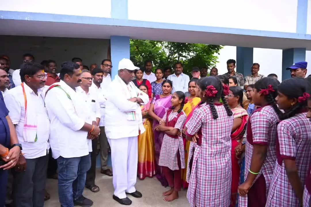 ధర్మపురి: కస్తూర్బా గాంధీ కళాశాలలో మౌలిక వసతుల పరిశీలన, విద్యార్థుల సమస్యలను త్వరలో పరిష్కరిస్తాం: మంత్రి అడ్లూరి