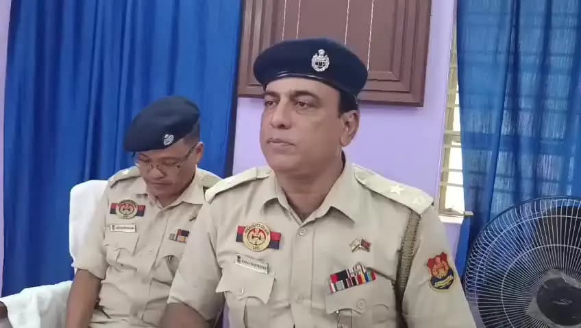 বিশালগড়: আমতলী থানা পুলিশের হাতে গ্রেপ্তার কুখ্যাত চোর