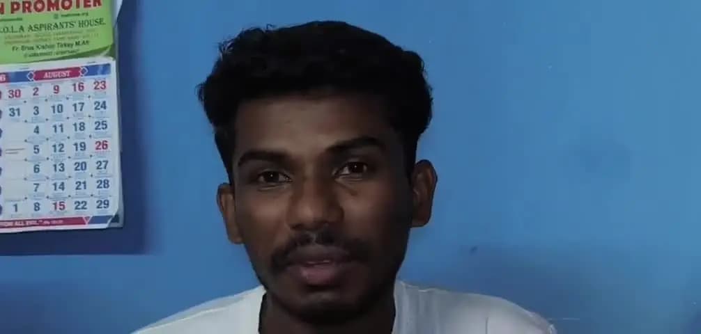 ମୋହନା: ନିଟ ରେ କୃତିତ୍ୱ ହାସଲ କଲେ ଚାଷୀ ପୁଅ ଶଶିକାନ୍ତ, ଖୁସିର ମାହୋଲ ଅଞ୍ଚଳ ରେ