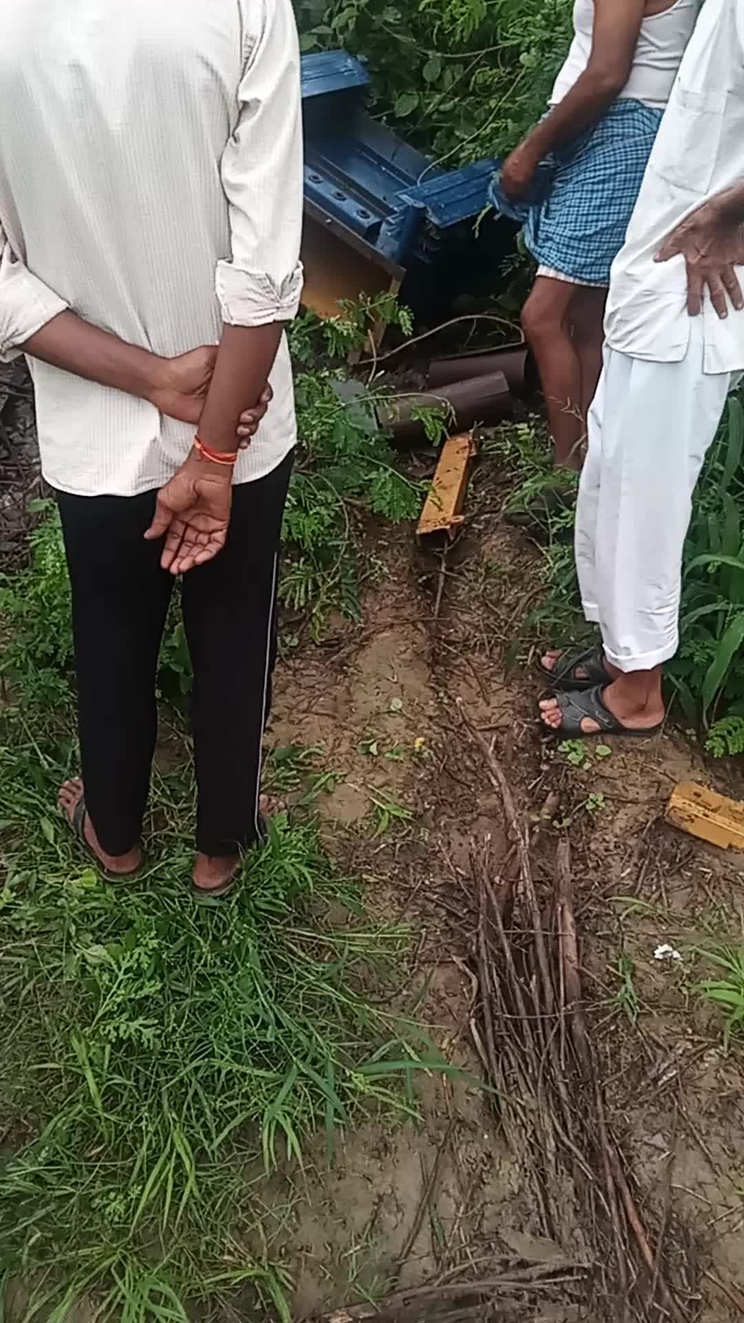 एक महीने में दोबारा ट्रांसफॉर्मर चोरी हो गया Gorna Raseedpur पोस्ट नागला Sarua थाना
Gabhana जिला अलीगढ़