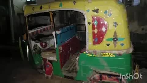 पालीगंज: पड़ेचक गांव में पुलिस ने छापेमारी कर घर से चोरी की ऑटो और दो बाइक बरामद की