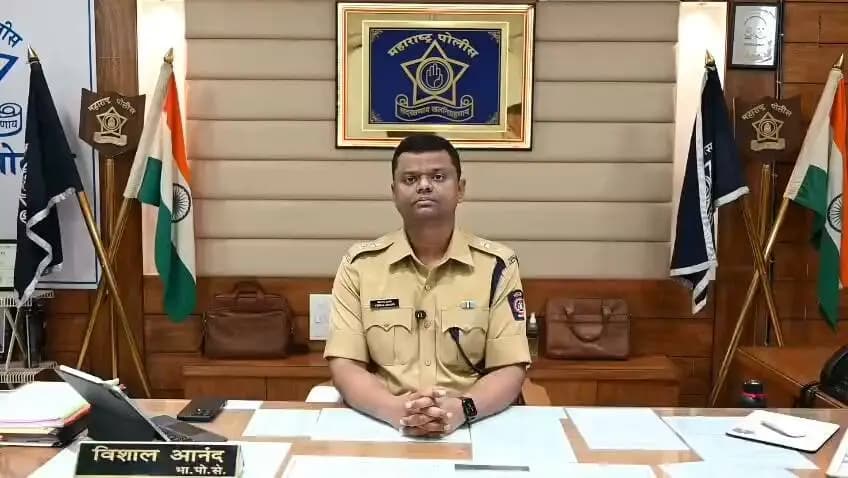 धुळे जिल्हा पोलीस अधीक्षक श्री. विशाल आनंद यांचेकडुन धुळे जिल्ह्यातील सर्व नागरिकांना ईद-ए-मिलाद निमित्त शुभेच्छा.