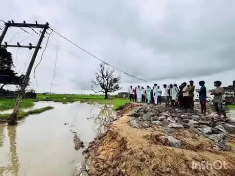 सिंगरौली: तेज बारिश से बलिया पुल क्षतिग्रस्त देवसर विधायक ने मौके पर पहुंचकर लिया जायजा