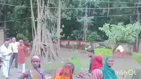 बुढ़नपुर: इंस्टाग्राम पर ढाई महीने की दोस्ती थाने पहुंची, पंचायत के बाद मंदिर में शादी, थाने पर हुआ समझौता