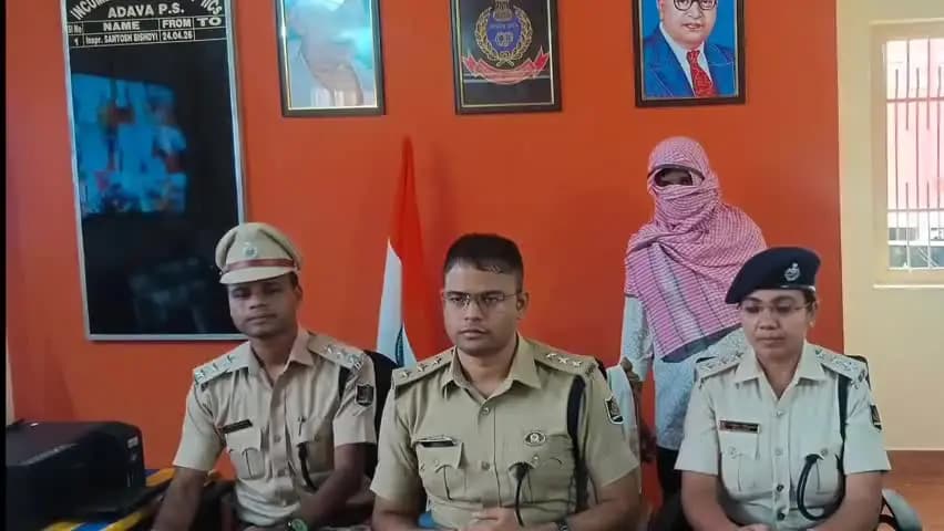 ପାରଳାଖେମୁଣ୍ଡି: ଗଜପତି ପୋଲିସ ଦ୍ୱାରା ଅଡ଼ବା ଥାନା କେସ୍ ନମ୍ବର ୧୮୦/୨୬ ଆଧାରରେ ହାଇଦ୍ରାବାଦରୁ ୦୫ ଜଣ ଚୋରା ଚାଲାଣ ହୋଇଥିବା ନାବାଳିକା ଝିଅଙ୍କୁ ଉଦ୍ଧାର