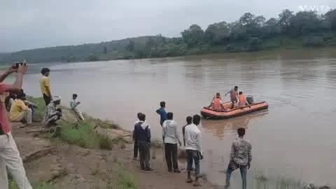 कराहल: कूनो नदी के तेज बहाव में डूबा आदिवासी युवक, दूसरे दिन भी तलाश जारी, SDRF-पुलिस ने संभाला मोर्चा