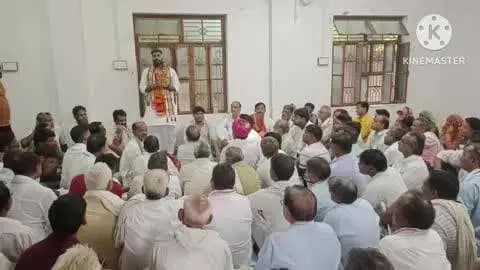 सूरौठ: सूरौठ में विधानसभा प्रभारी ने कांग्रेस कार्यकर्ताओं की बैठक ली, टिकट के दावेदारों से लिए बायोडाटा