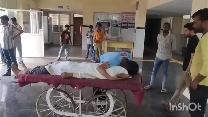 बमोरी: गणेशपुरा गांव में सवारी ऑटो रोककर आरोपियों ने चाकू से हमला किया, एक की मौत, एक घायल