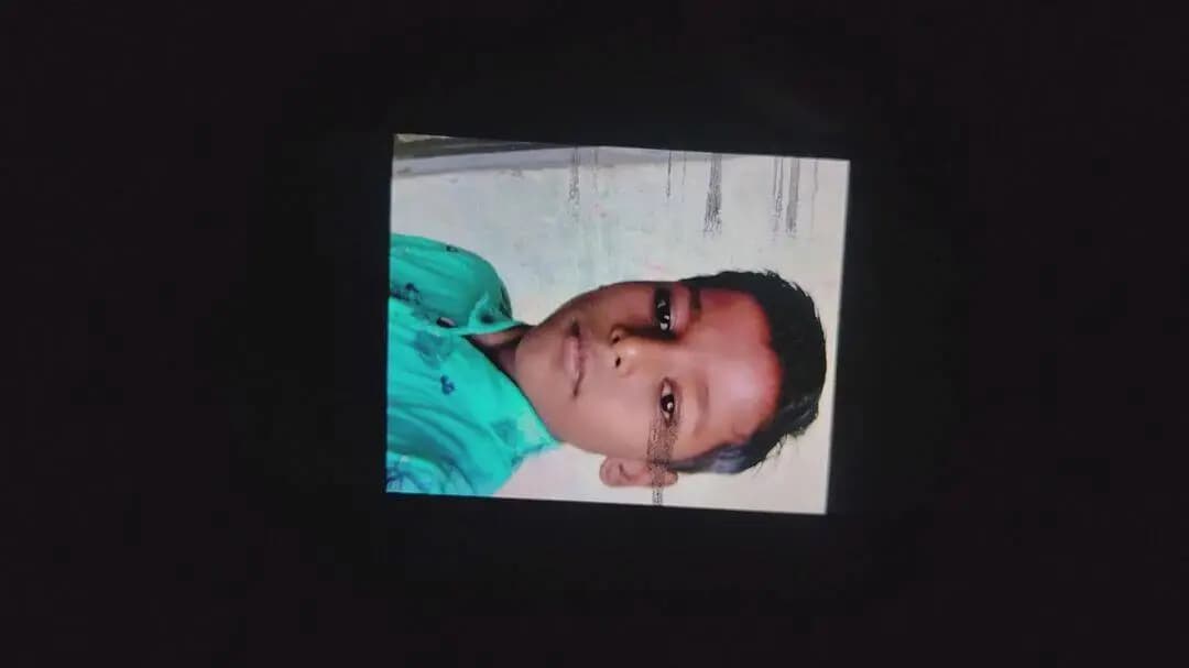 9084917797es ka name#kelash h#yeh kher pulic chowki ke pas s gayb hua h#2yubak baik s bithakrle gye h#26/8/26ki 2 baje s