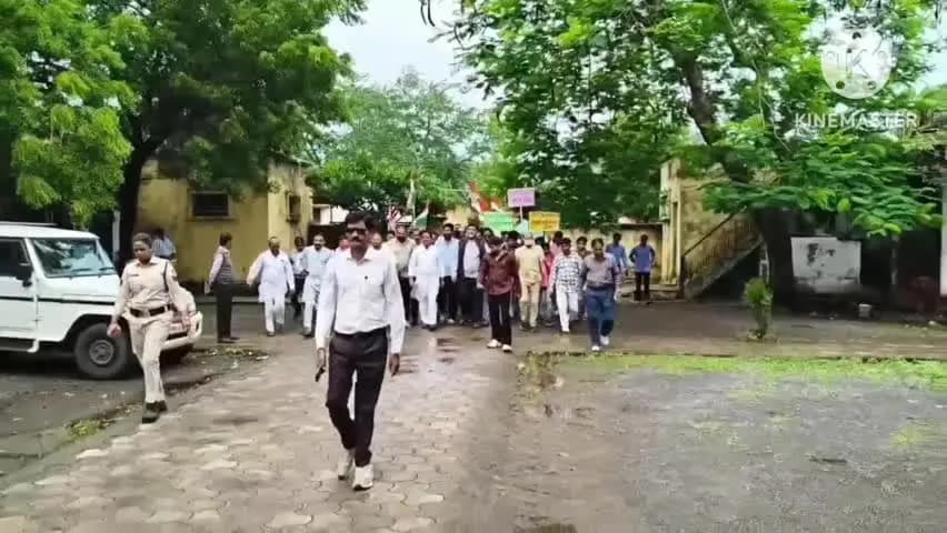 मुलताई: बढ़ती महंगाई और जन समस्याओं को लेकर ब्लॉक कांग्रेस कमेटी ने राज्यपाल को सौंपा ज्ञापन