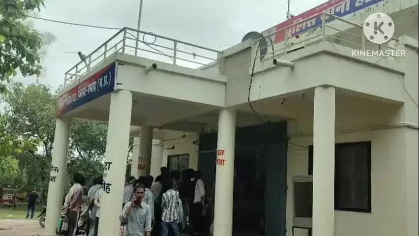 पटेरा: कुआं खेड़ा वाजी में राशन दुकान पर विवाद, ग्रामीणों ने लगाए आरोप