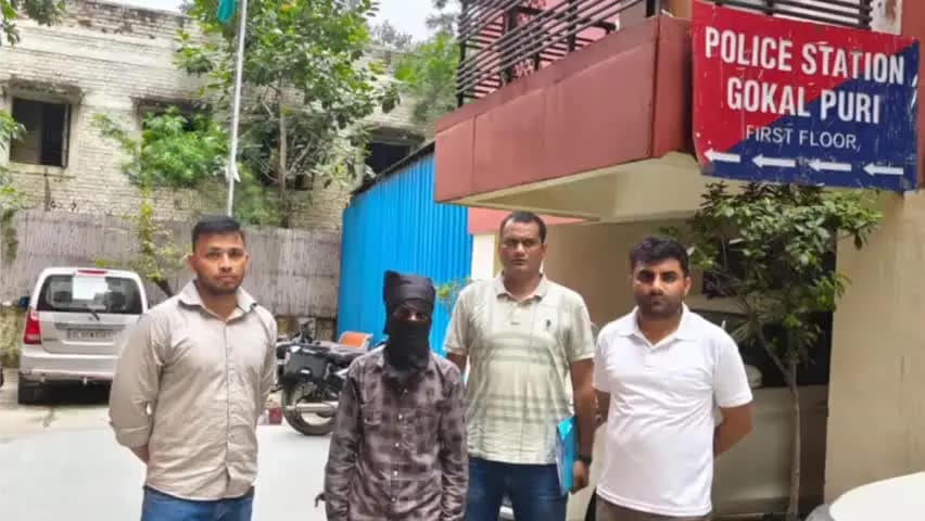 यमुना विहार: गोकलपुरी थाना पुलिस ने चोरी के मामले में फरार चल रहे एक घोषित अपराधी को किया गिरफ्तार