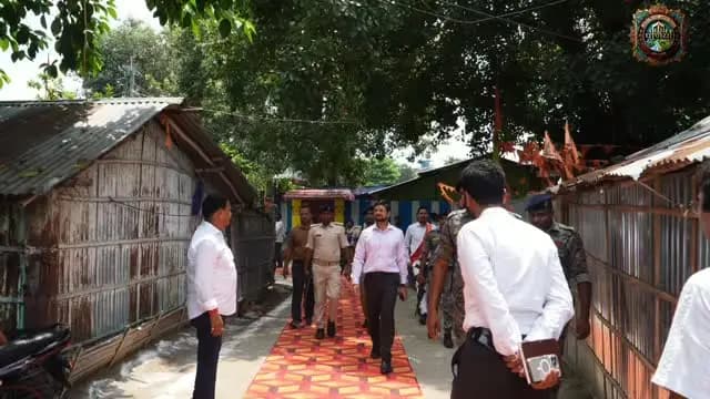 पूर्णिया जिला के अनुसूचित जाति बहुल टोलों में सरकार की विभिन्न योजनाओं का शत प्रतिशत अच्छादन तथा सरकार के विभिन्न विभागों से संबंधित योजनाओं का ऑन स्पॉट निष्पादन हेतु श्री संत रविदास विकास शिविर का आयोजन किया गया।
IPRD Bihar