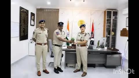 వికారాబాద్: ఎస్పీ స్నేహమెహ్ర ను మర్యాదపూర్వకంగా కలిసిన జిల్లా పోలీస్ అసోసియేషన్ నూతన అధ్యక్షులు రమేష్