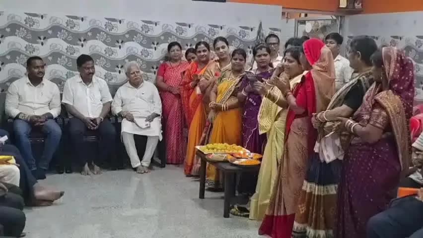 ବାଲେଶ୍ବର ସଦର: ରେମୁଣା ବିଜେପି କାର୍ଯ୍ୟାଳୟରେ ରକ୍ଷାବନ୍ଧନ ଉତ୍ସବ ପାଳନ