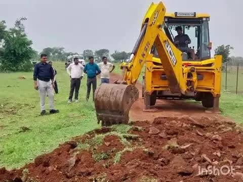 राजनांदगांव: राजस्व विभाग ने शासकीय भूमि पर अवैध सड़क निर्माण और प्लाटिंग पर बुलडोजर चलाकर की कार्रवाई