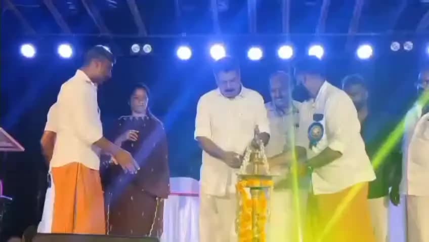 കണയന്നൂർ: എടവനക്കാട് പാലം ബ്രദേഴ്സിന്റെ നേതൃത്വത്തിൽ ഓണാഘോഷം സംഘടിപ്പിച്ചു
