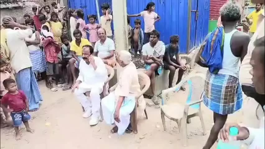 अरियरी: अरियरी प्रखंड के ऐफनी गांव में शुक्रवार को भाकपा ने दिल्ली रैली की तैयारी को लेकर बैठक की