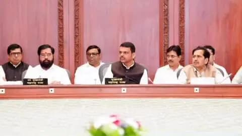कुर्ला: मुंबई येथे सार्वजनिक गणेशोत्सव 2026' निमित्त कायदा व सुव्यवस्थेसंदर्भात बैठक