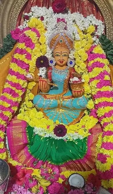 திருவண்ணாமலை: போளூரில் மகாகாளியம்மன் கோயிலில் வைரல் சிறப்பு வழிபாடு!
