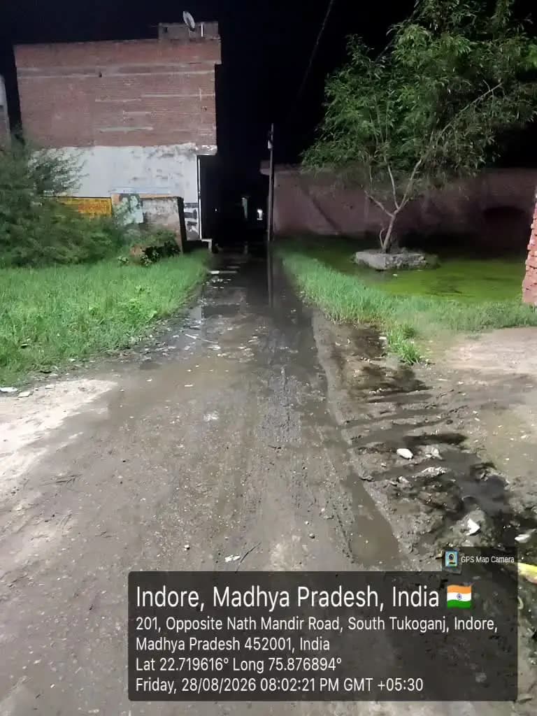 गांव नगला गंगा राम नाली की हालत फिरोजाबाद जिले के टूंडला ब्लॉक में आने वाली नगला गंगा राम में नाली का पानी #@