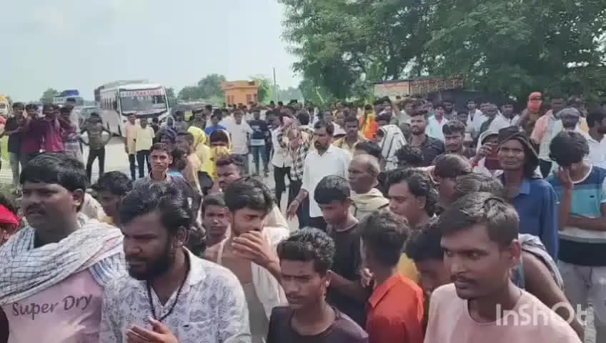 बारुन: जनकोप सड़क हादसे के बाद भड़का जनआक्रोश, NH-19 पर पांच घंटे चक्का जाम
