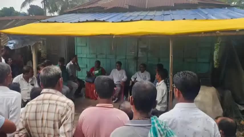 ଭୋଗରାଇ: ବିଭିନ୍ନ ସମସ୍ୟା ନେଇ ସ୍ଥାନୀୟ ବାସିନ୍ଦାଙ୍କ ସହ ଆଲୋଚନା କଲେ ଭୋଗରାଇ ବିଧାୟକ