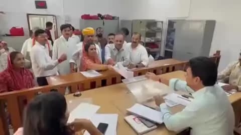 धरियावद: धरियावद नगर पालिका चुनाव की हॉट सीट वार्ड-4 से भाजपा के प्रताप चौधरी ने दाखिल किया नामांकन