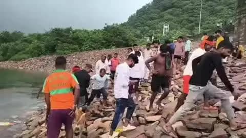लोहार गांव में रहने वाले बच्चों को हुआ मौत