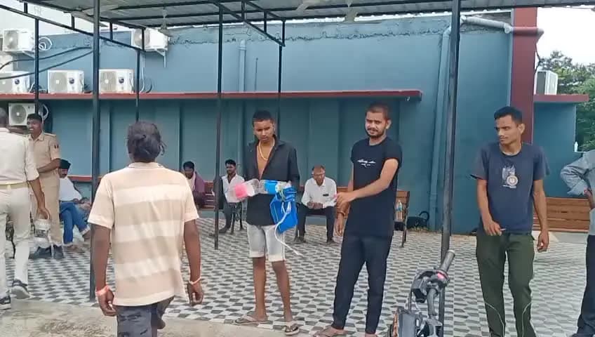 दरभंगा: बहेड़ी बाजार के युवक को शराब कारोबारी ने शराब चोरी के आरोप में पीट-पीटकर मार डाला