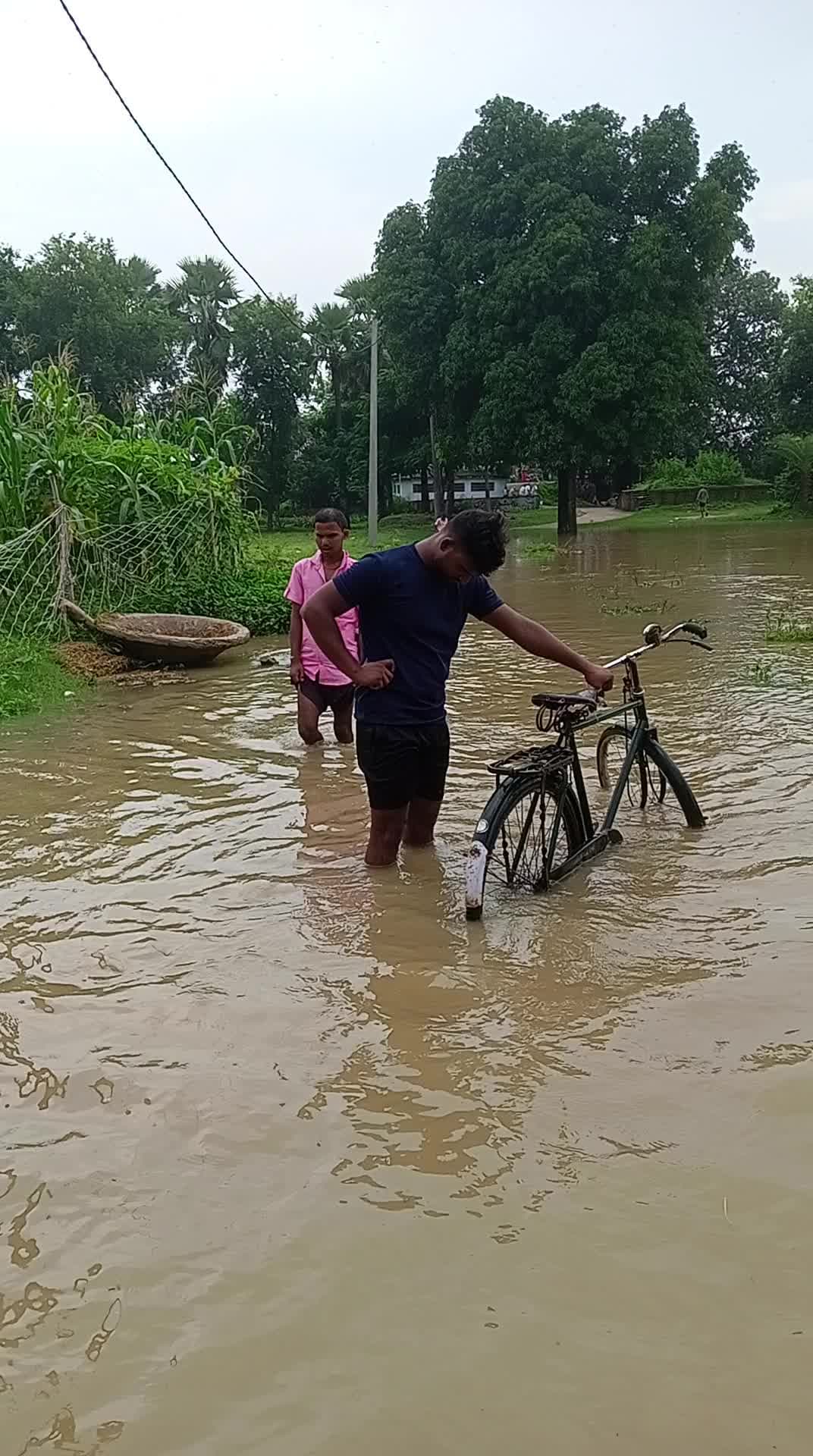 temura Aurangabad Bihar ki madar nadi me badh