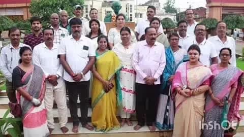 କଟକ ସଦର: କଟକ ମହାନଗର ନିଗମ ଦ୍ଵାରା ସ୍ୱାୟତ ଶାସନ ଦିବସ ପାଳିତ