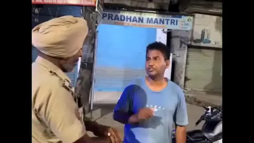 ਜਲੰਧਰ 1: ਕਾਲਾ ਸਿੰਘਾ ਰੋਡ ਵਿਖੇ ਇੱਕ ਵਿਅਕਤੀ ਦੇ ਨਾਲ ਮੋਟਰਸਾਈਕਲ ਸਵਾਰ ਤਿੰਨ ਲੁਟੇਰਿਆਂ ਨੇ ਕੀਤੀ ਲੁੱਟ