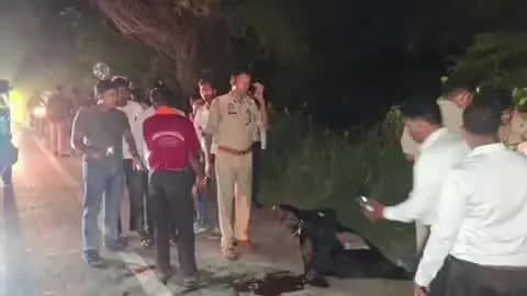 सासनी: आगरा अलीगढ़ नेशनल हाईवे पर बाइक को तेज रफ्तार टेम्पों ने मारी टक्कर, सड़क हादसे में 2 लोगों की मौत, एक युवती घायल