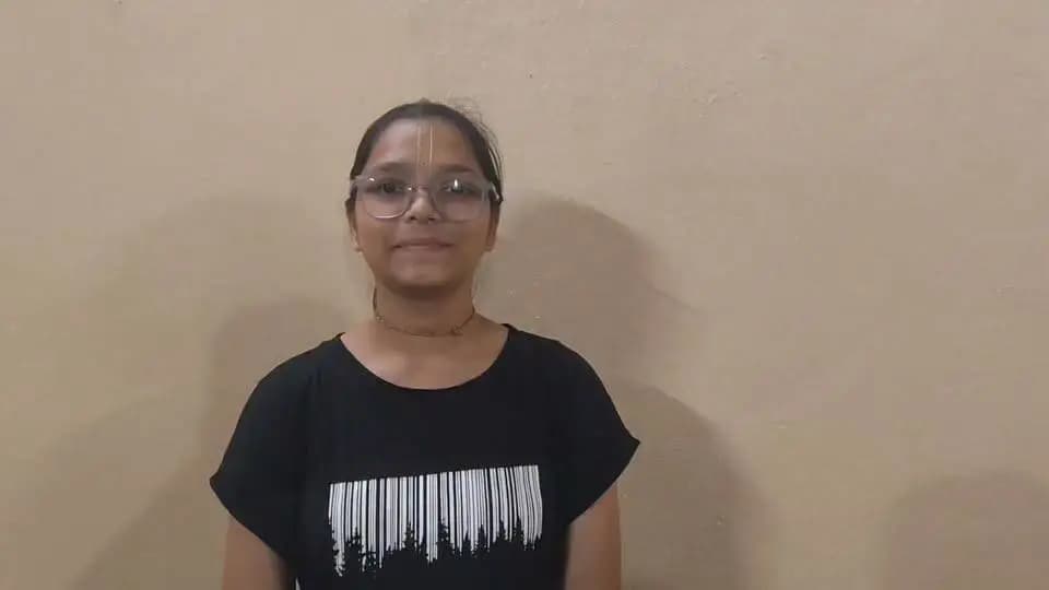 छात्रा कुमारी किशोरी बांके, एक्सीलेंस हायर सेकेंडरी स्कूल, हरदा
कक्षा 12वीं वाणिज्य संकाय में 85% अंक प्राप्त कर गौरवान्वित।
मेरी इस उपलब्धि पर मध्यप्रदेश शासन की #प्रतिभाशाली_विद्यार्थी_प्रोत्साहन_योजना के अंतर्गत लैपटॉप हेतु राशि प्रदान की जा रही है।
इस सम्मान और प्रोत्साहन के लिए मैं मध्यप्रदेश के यशस्वी मुख्यमंत्री डॉ. मोहन यादव जी का हृदय से आभार व्यक्त करती हूँ। आपने हम जैसे विद्यार्थियों का मनोबल बढ़ाया है।
Dr Mohan Yadav
CM Madhya Pradesh
Jansampark Madhya Pradesh
Department of School Education, Madhya Pradesh
#Laptop4Students_MP
#ExcellenceSchool #PratibhashaliYojana
#Harda #हरदा