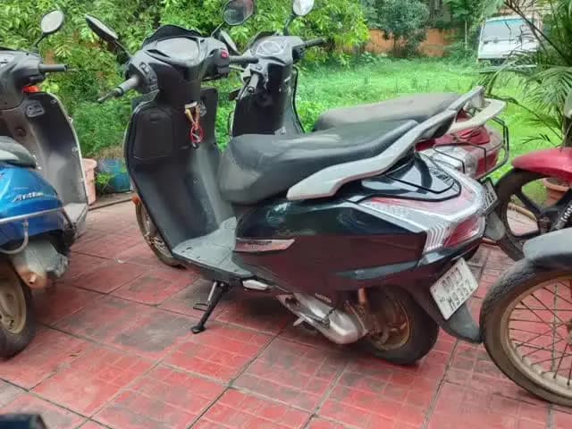 ଝାରସୁଗୁଡା: ଝାରସୁଗୁଡା ଅବକାରୀ ବିଭାଗ ଦ୍ବାରା ୨୪ ଗୋଟି ଜବତ ଗାଡ଼ି ନିଲାମ,୮୭୭୩୧୦ ଟଙ୍କା ରାଜସ୍ୱ ଆଦାୟ